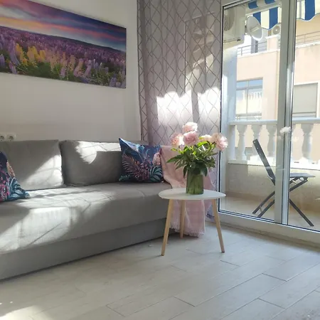 Seastar Apartment Torrevieja Exterior photo