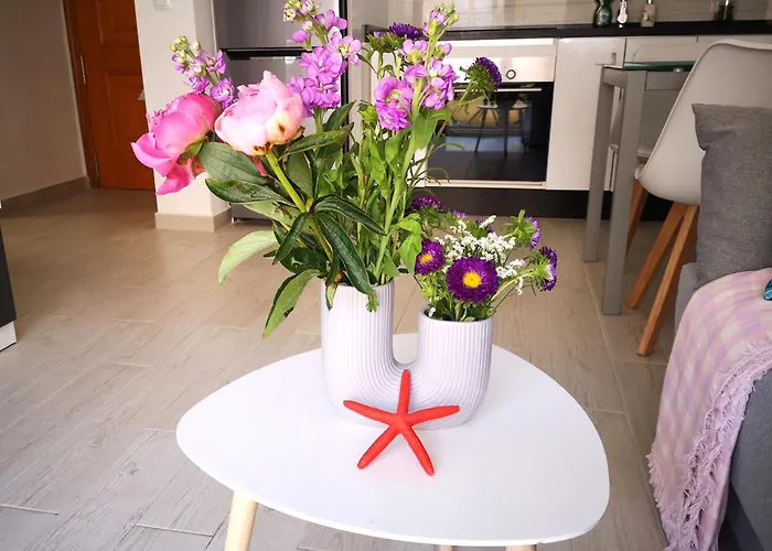 Seastar Apartment